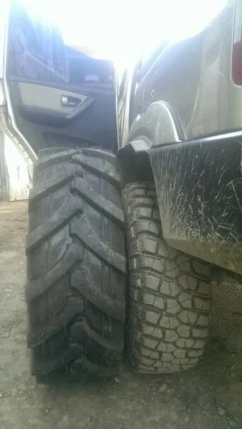Nissan patrol 40". Уаз на 42 колесах. Колеса 42 дюйма на уаз. Колеса 42 дюйма. Максис 42 дюйма х 14,5.