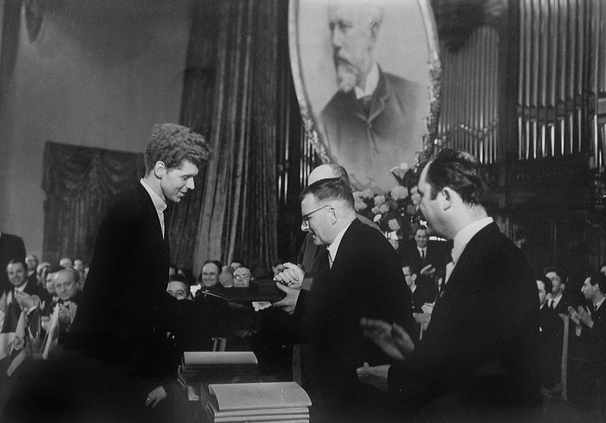 первый международный конкурс имени чайковского. первый международный конкурс имени чайковского. первый международный конкурс имени чайковского в москве. первый конкурс чайковского 1958. первый конкурс чайковского 1958.