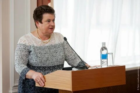 Женщина губернатор