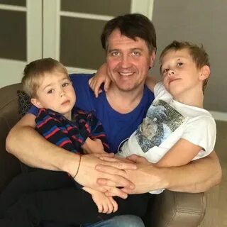 Почему разводится сын