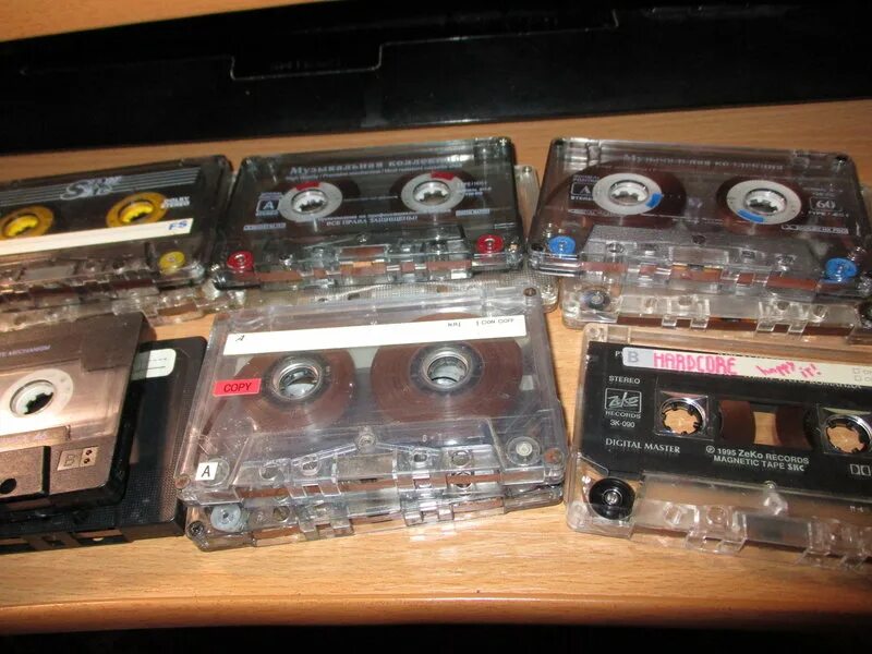 Продам кассеты. Кассета Prodigy 1995 серебряная. The Prodigy кассеты. Кассета продиджи. Кассета Thunderdome.