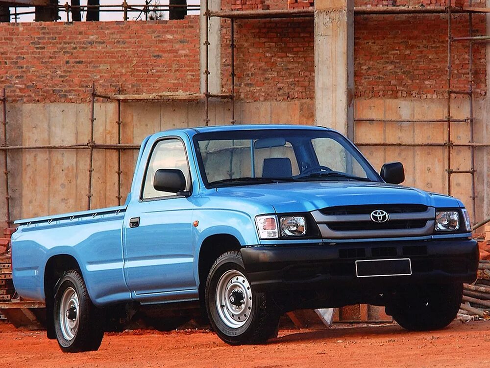 Двухместный пикап. Toyota Hilux 2000. Toyota Hilux 6. Toyota Hilux 1 поколение. Toyota Hilux 2000 Pickup.