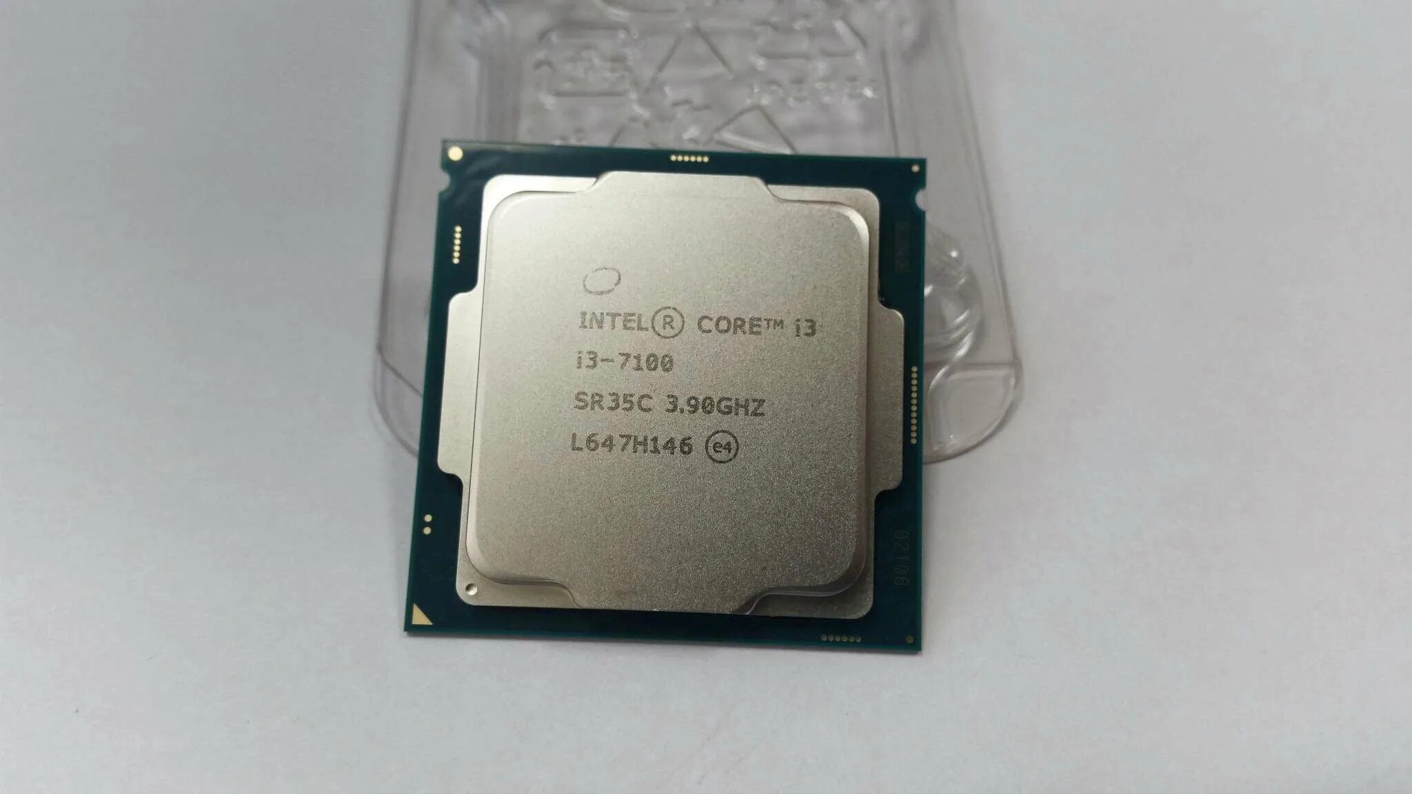 Intel Core i3-7100. Intel Core i3-7100 @ 3.90GHZ. Процессор Intel Core i3-7100 Kaby Lake. Intel Core i3-7100 3900mhz.