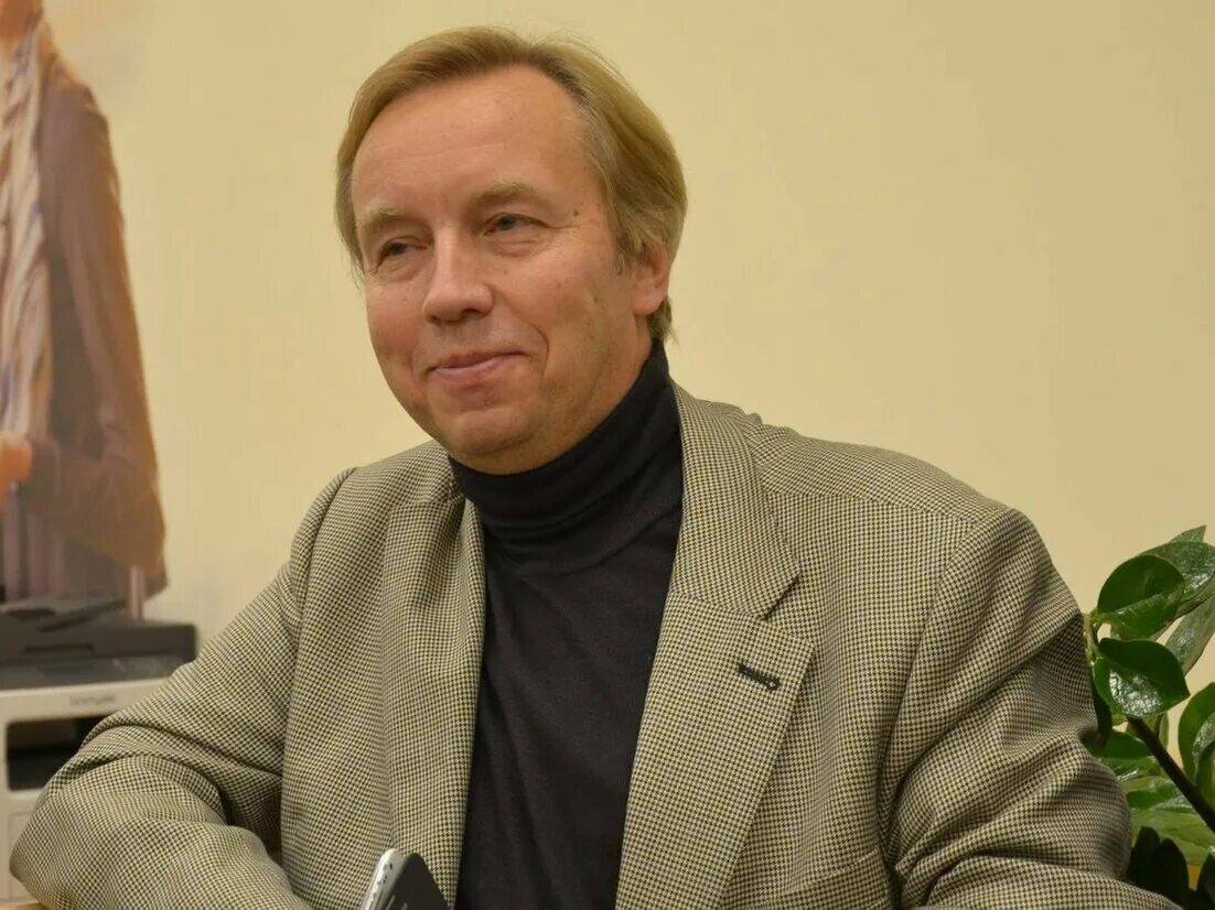 заслуженный журналист