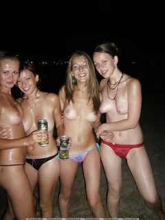 Selfie naked group - Photo #3.