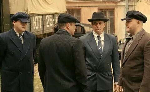 Легавый 2 роли