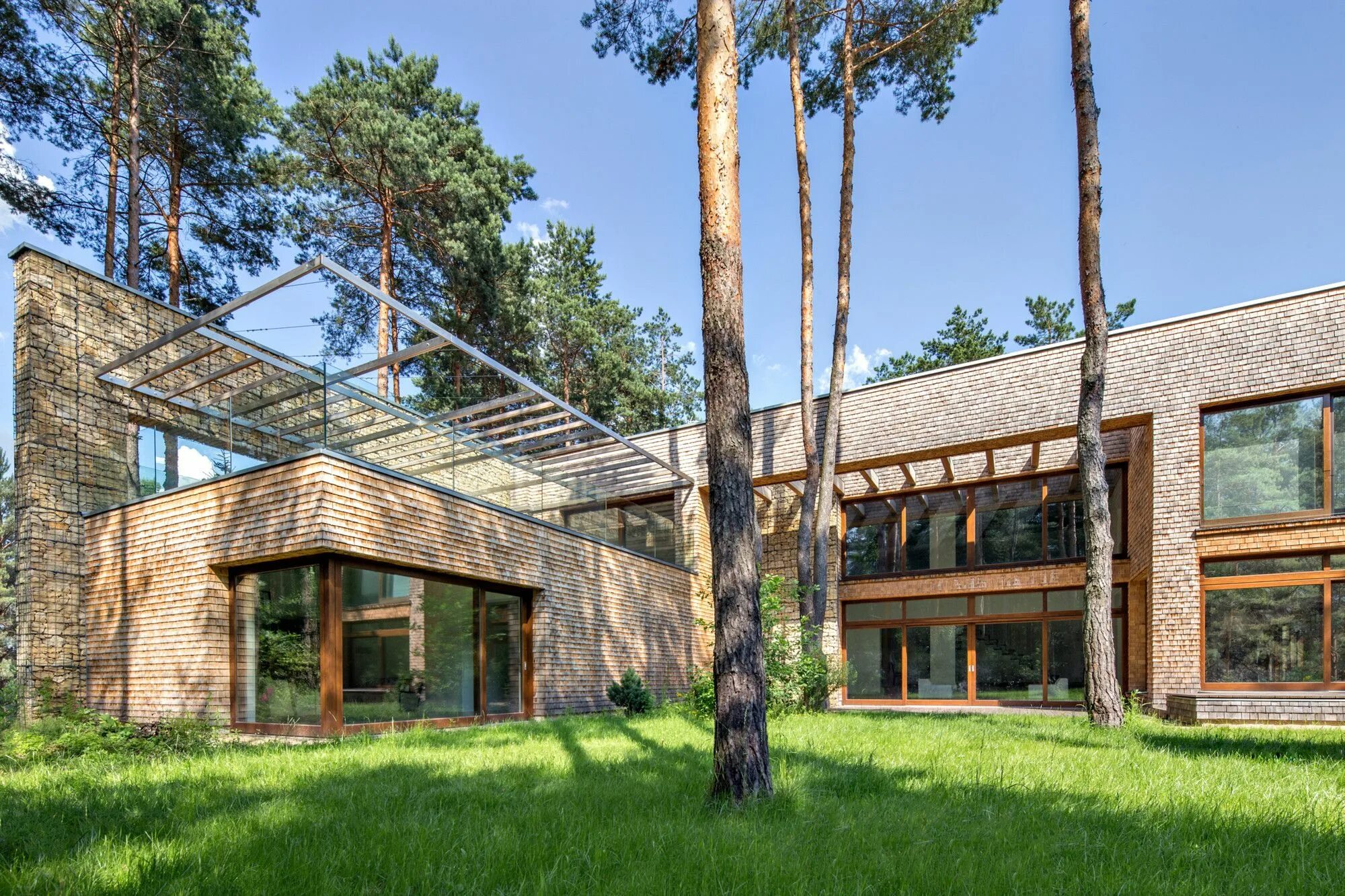 Форест хаус. Форест хаус дома. Форест хаус дома из клееного. Foresthouse лесной домик, коттеджный посёлок белояр. Домик форест хаус.