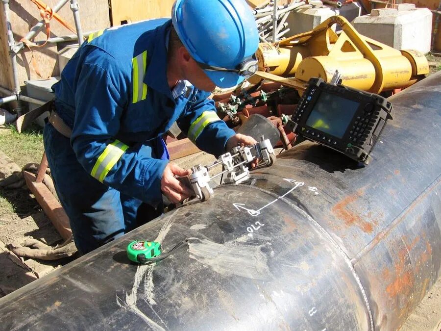 Сварка водопроводных труб. Сварка трубопроводов с покрытием. Сварка труб металл 1000мм. Сварки трубы к60. Сварка газовых труб.