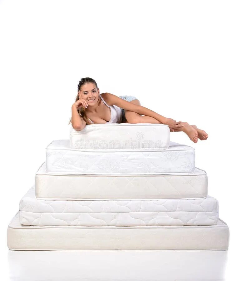 Девушка на матрасе. Реклама матрасов. Ортопедический матрас девушка. Девушка лежит на матрасе. Женщина лежащая на матрасе.