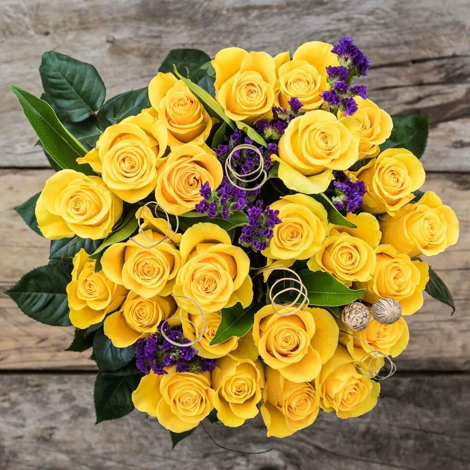 Огромные желтые букеты. Розы "Илиос". Букет желтых роз.