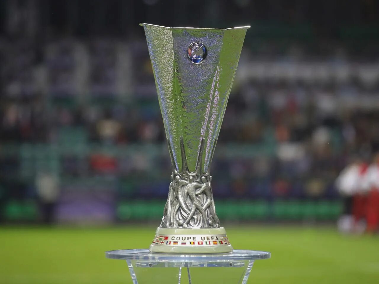 Uefa europa league 2021. Лига европы фон. Лига европы уефа фото. Coupe uefa. Кубок лиги конференций.