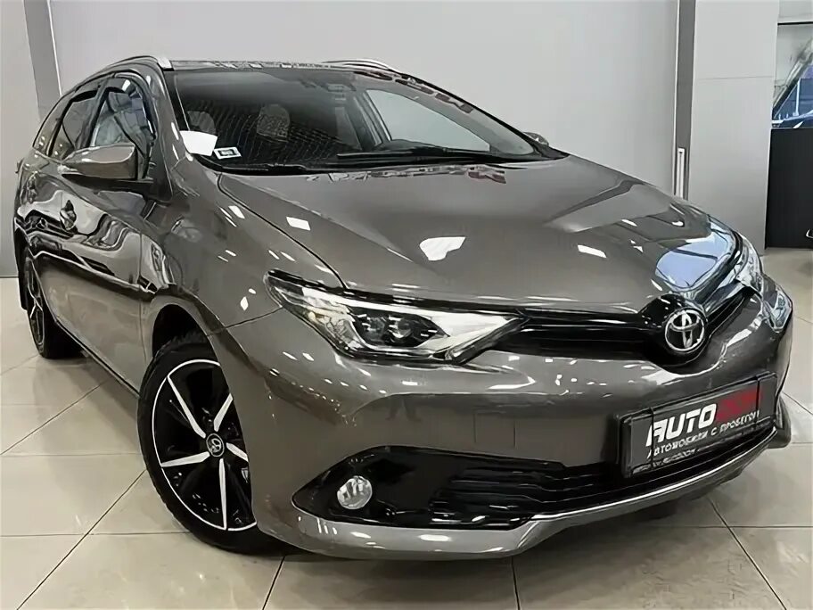 Аурис 2018 года. Toyota auris 3 поколение. Аурис 2018 года. Toyota auris 2018 универсал. Тойота аурис 2017 универсал.