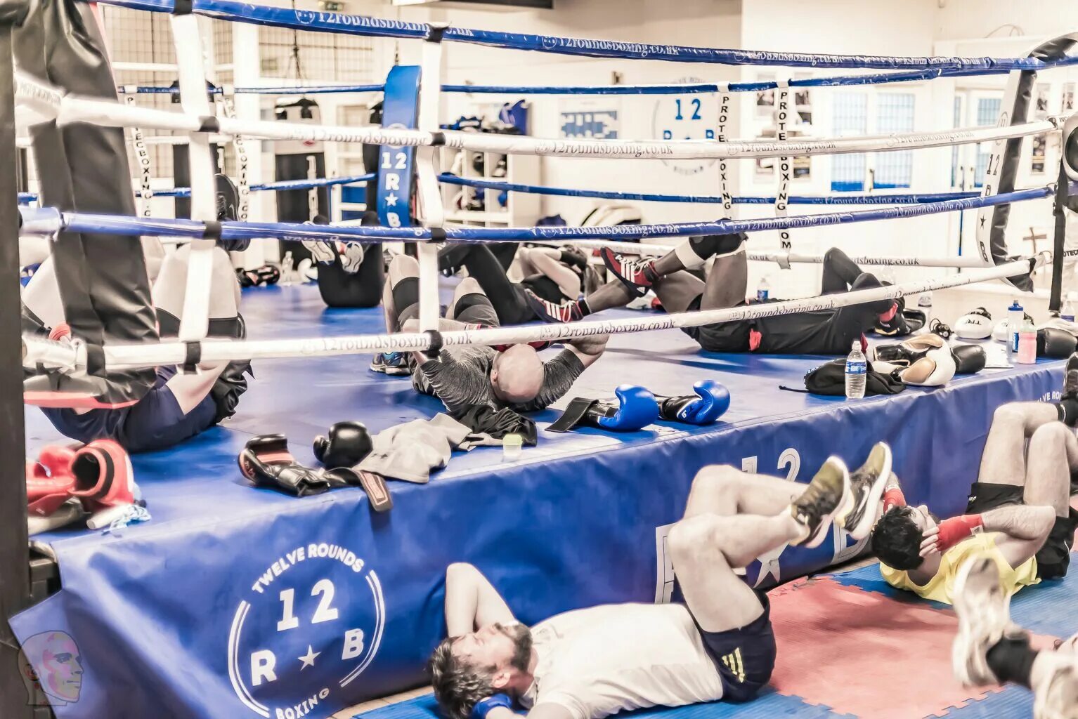 Ultimatum home of boxing. Атлант николаевск на амуре. Бокс в лондоне. Бокс на олимпийских играх 2012. Аббос абдураззокович атоев.