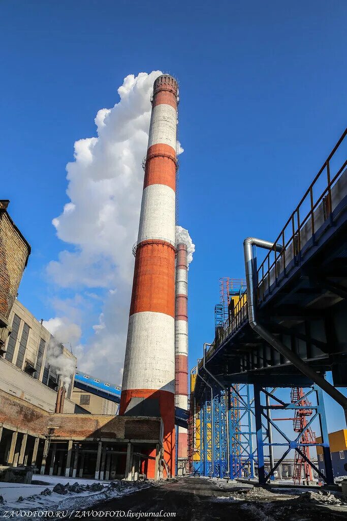 Труба барнаул. Сгк тэц 3 барнаул. Тэц 2 барнаул. Труба тэц барнаул. Энергетика алтайского края барнаул тэц 2.