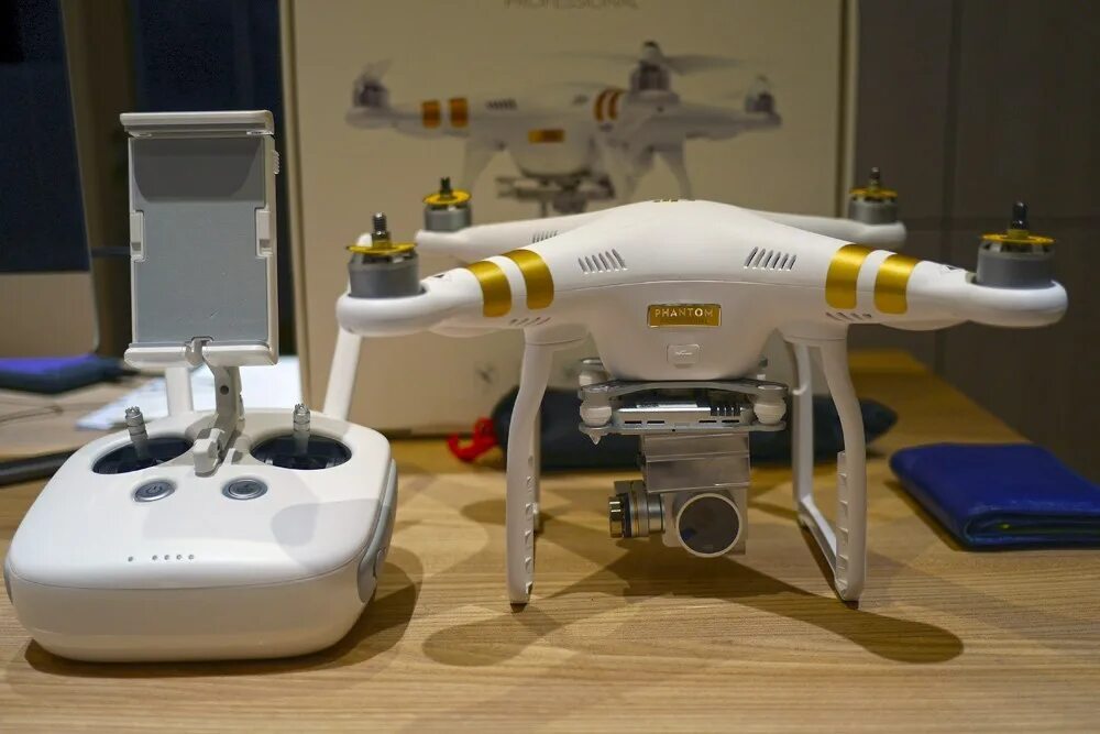 DJI Phantom 3. Phantom 3 Pro. DJI Phantom 3 professional. Квадрокоптер DJI Фантом 3. Com 3 pro