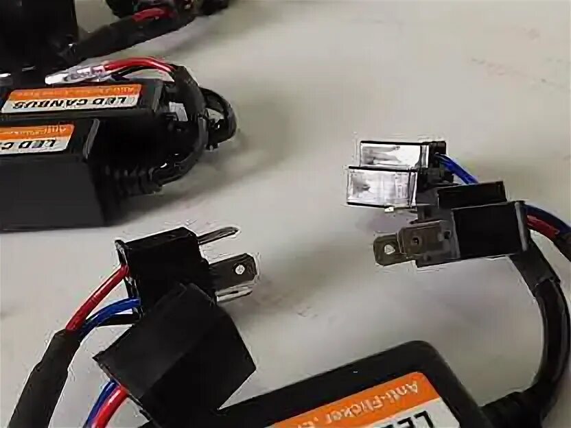 Обманка н4. Обманка н4. Обманка h4 led. Обманка на h11. Обманка h11 canbus.