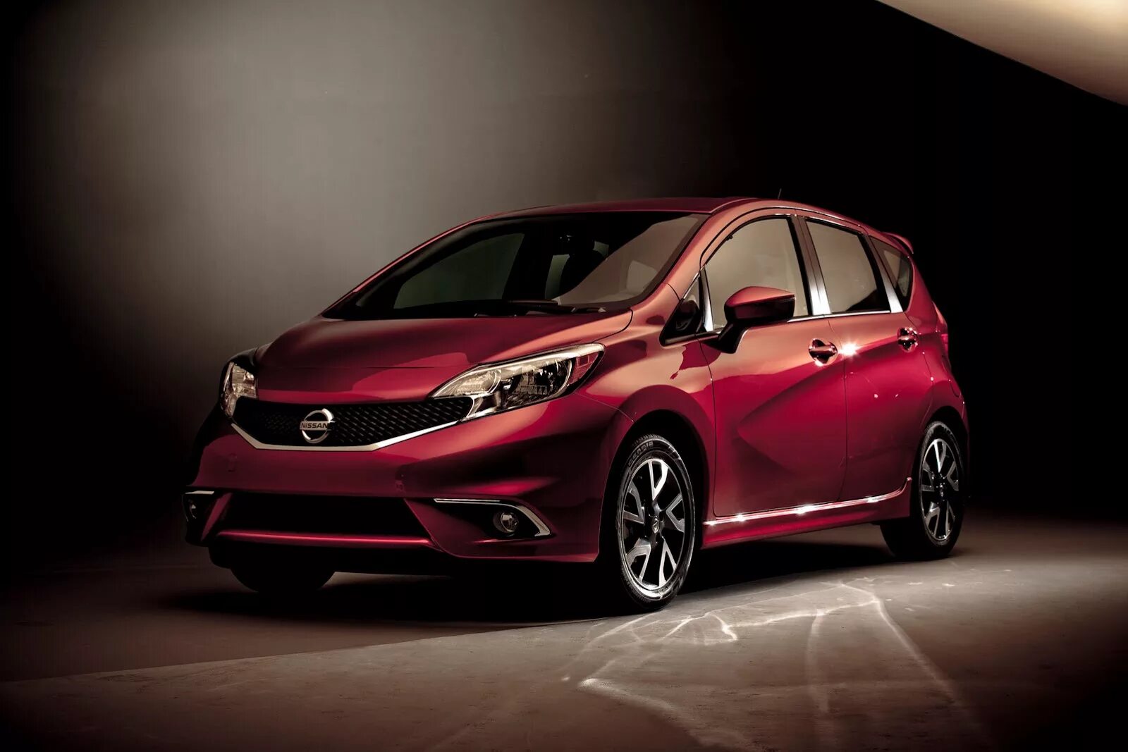 Ниссан ноут 2020. Nissan Note Nismo 2015. Nissan Versa Note 2015. Nissan Note 2023 Nismo. Nissan note 2020