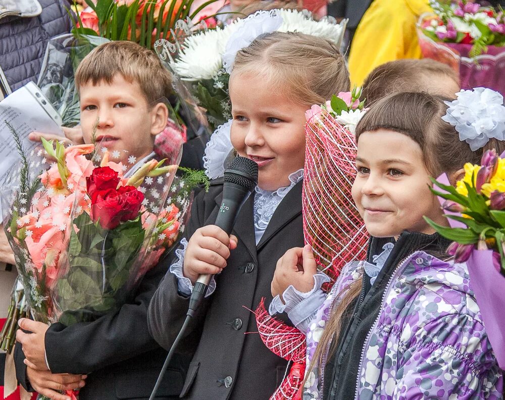 Сш звенигород. Саввинская сош звенигород. саввинская школа одинцовский район. саввинская слобода звенигород школа. саввинская сош школа.