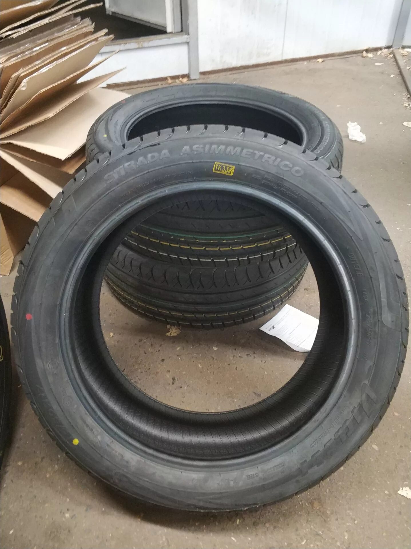 Резина виатти лето 16. Резина Viatti 215/50 r17. Виатти страда 215/50 r17. 205/50 R17 Viatti. Viatti 205 50 r17 лето.