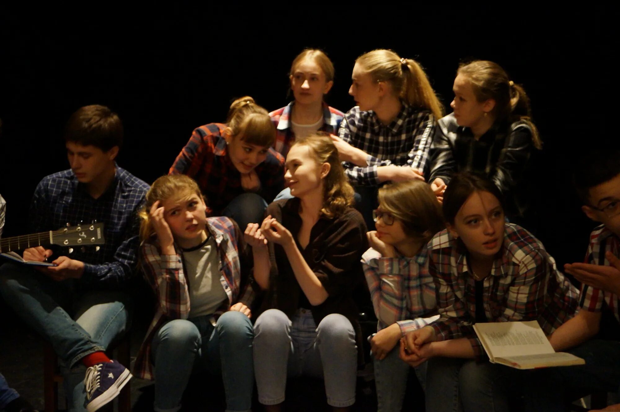 молодежный театр екатеринбург.