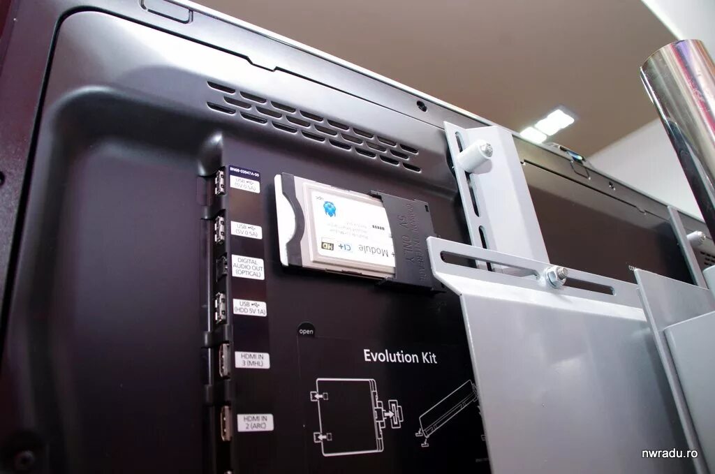 Правильно ли вставлен модуль cl cl. Разъем cam модуль ci+. cam модуль для телевизора samsung 6100. ci разъемом (ci-слот). телевизор samsung слот под cam модуль.