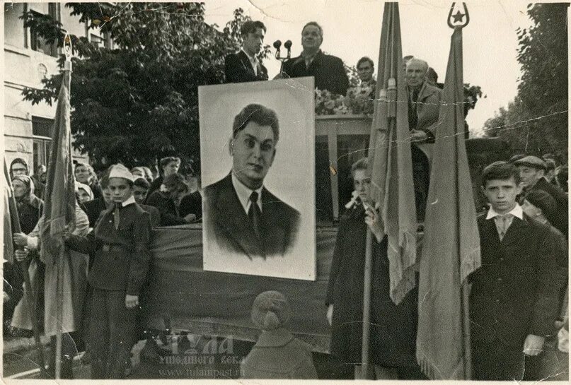 Тула 20 июня. Тула ушедшего века. иосиф каминский фото. молодой каминский основатель села каминский. тула, каминского и демонстраций, какой памятник?.