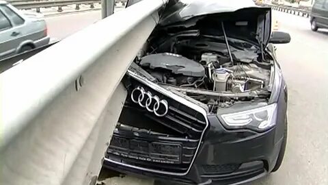 Аварийном ауди