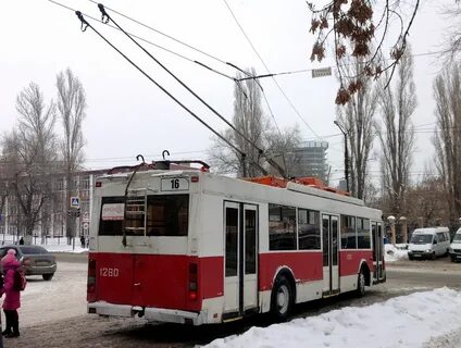 Троллейбус 3 сегодня ходит