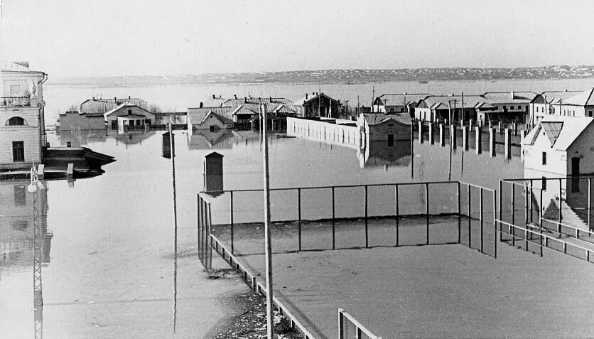 Новотроицк 1957 наводнение. Наводнение в Новотроицке. Затопление в Новотроицке. Орск наводнение 1957 год. Новотроицк паводок сегодня
