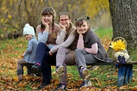 Семья пальто