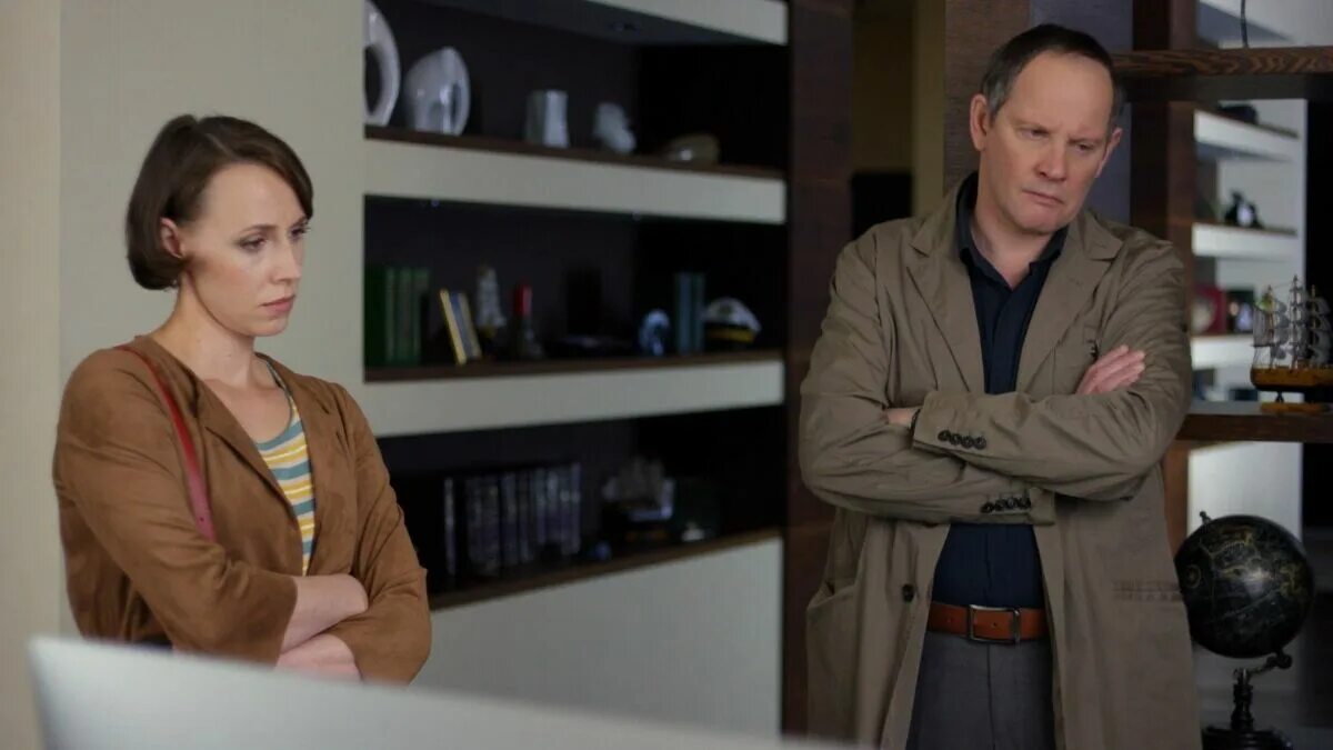 Пленница сериал 2021 6 серия. Пленница фильм 2014. Их случайная пленница кучера. Их случайная пленница кучера. Батырев московская пленница.