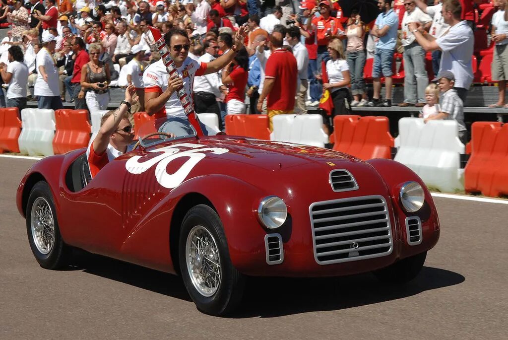 Выпуск ferrari. Ferrari 125s 1947. Феррари 125 s. Феррари 125 gt. Ferrari 125 Sport.