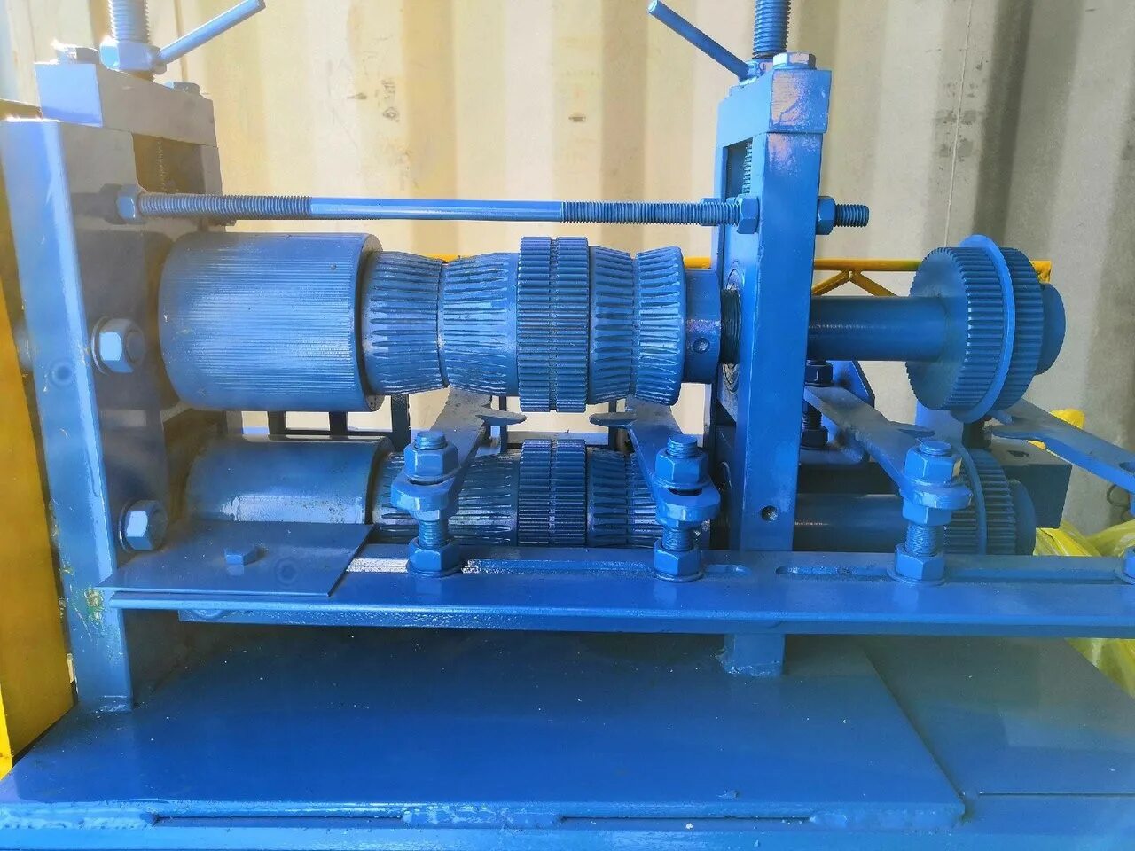 Станок кабель. Станок для разделки кабеля крс-1400. Станок для переработки кабеля. Станок кабель. Станок кабель.