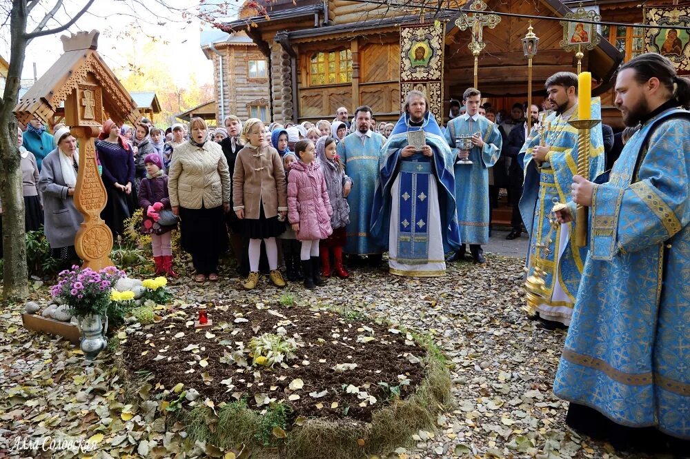 храм покрова на десне. ватутинки. храм покрова на десне. храм покрова на десне. храм покрова на десне.