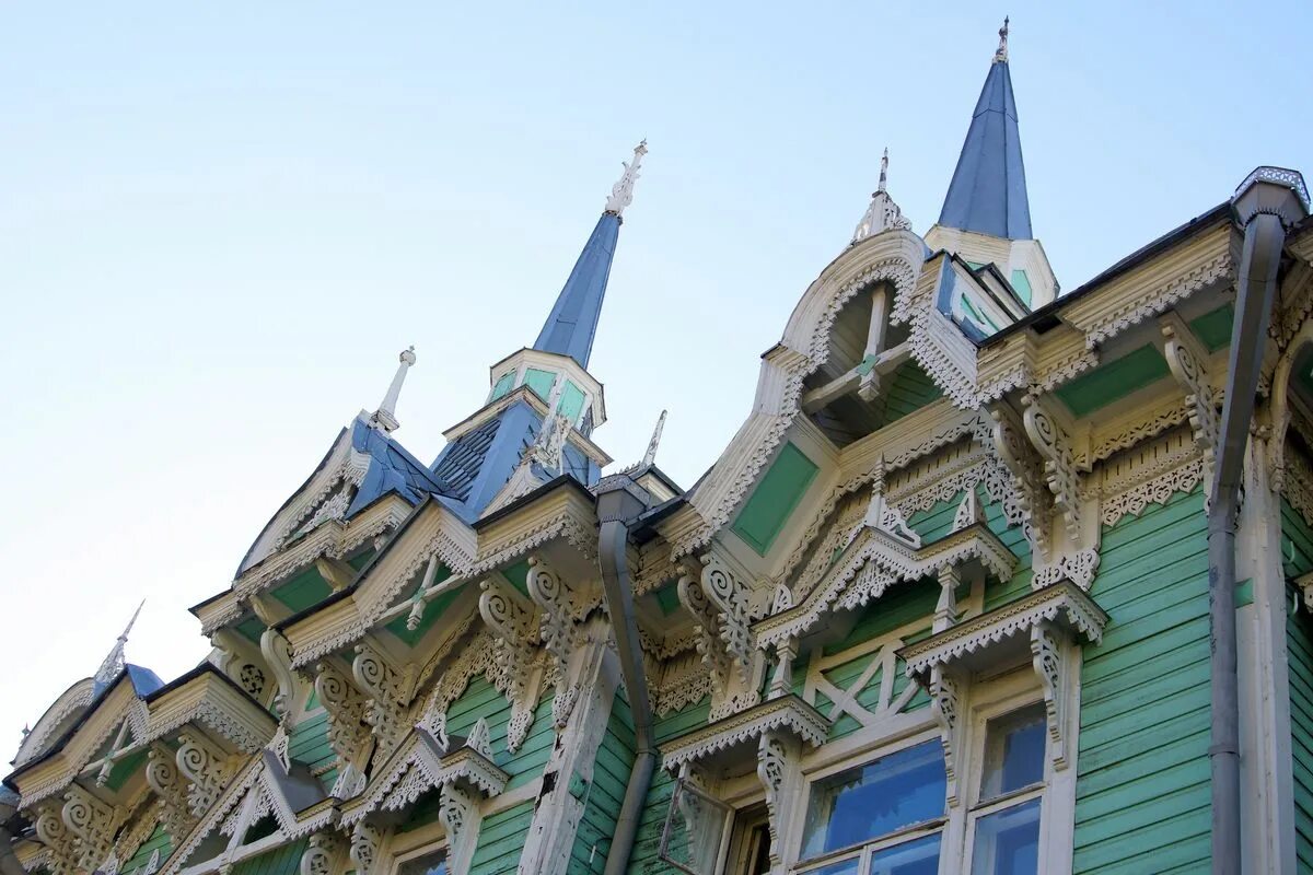 зодчества томска. барнаул деревянное зодчество. деревянная архитектура томска ткаченко. деревянное зодчество томска дом купца голованова. зодчества томска.