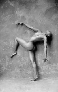 Josephine Baker's bold spirit- revealed in stunning and timeless nudes