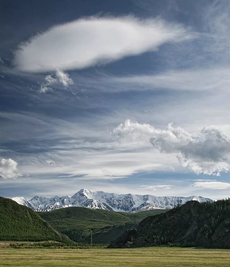 облака алтай. синее небо алтая. алтайское небо. небо алтай. горный алтай небо.