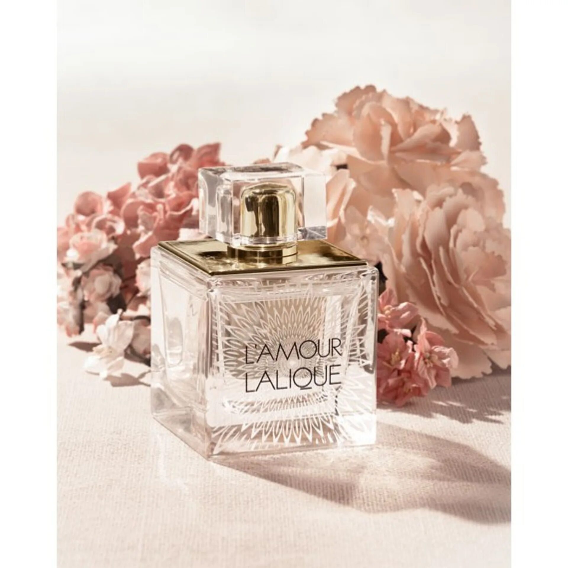 Лалик лямур. L'amour Lalique духи. L'amour Lalique в Рени. Lalique l'amour Lady EDP 1.8 ml. Аромат Лалик лямур на фрагрантике.