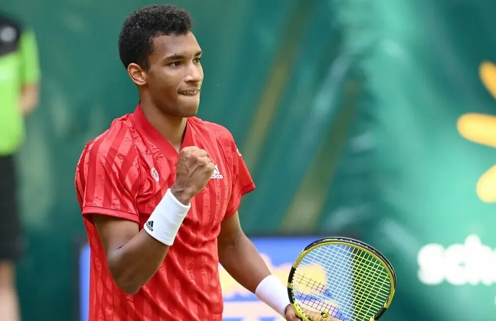 Оже альяссим гренье. Симон теннис. Теннис алиассиме медведев. Теннис победа. Карлос алькарас (теннисист) теннисисты испании.