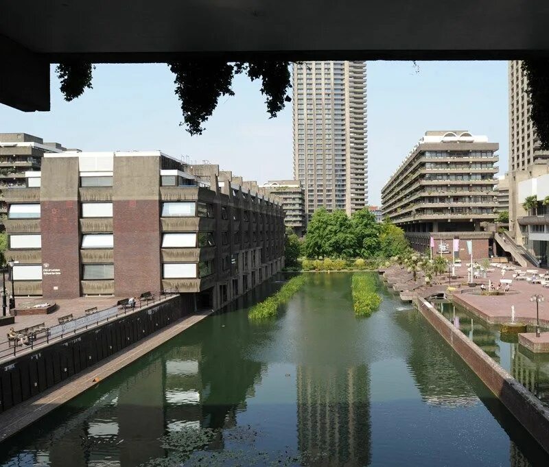 Barbican материал. Барбикан напиток дубай. Barbican иран. Barbican перевод. Комплекс барбикан.