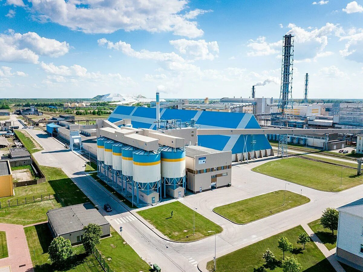 Остановились заводы