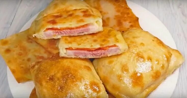 Пирожки с грибами и сыром - СделаемВкусно.ру