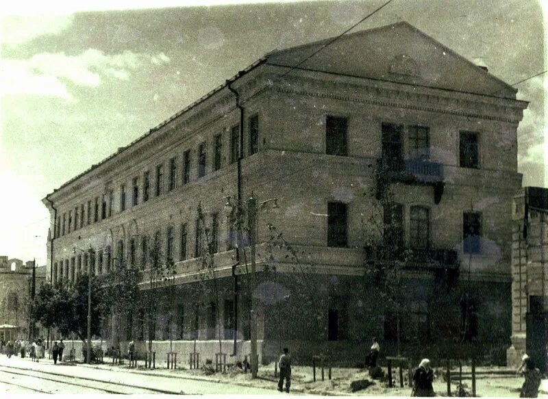 вторая женская гимназия царицын. мариинская гимназия царицын. царицын волгоград 19 век. мариинская женская гимназия волгоград. женская гимназия царицын волгоград.