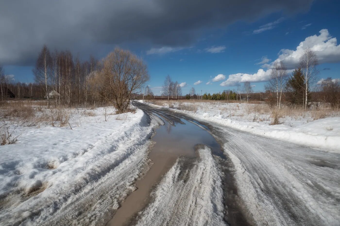 Апрель дорога. Весенняя дорога. дороги весной. весне дорогу!.
