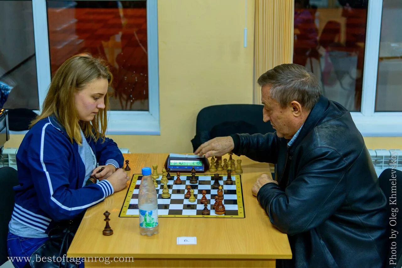 шахматы падают. мир шахмат. раритетные шахматы. музей шахмат на гоголевском бульваре. мемориал старцева шахматы.