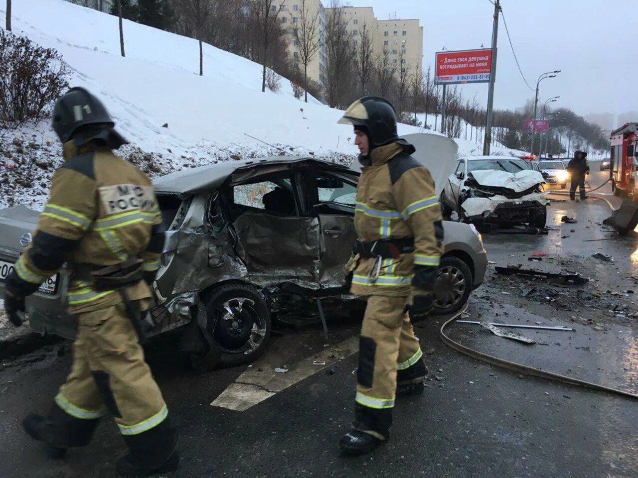 Что случилось в казани сегодня новости. ДТП на Вишневского Казань. Авария на Вишневского Казань сегодняшний.