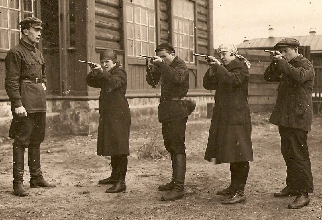 30 е декабря. Ворошиловский стрелок СССР 1930. Ворошиловские стрелки. НКВД 30-Е годы. Военная подготовка в СССР.