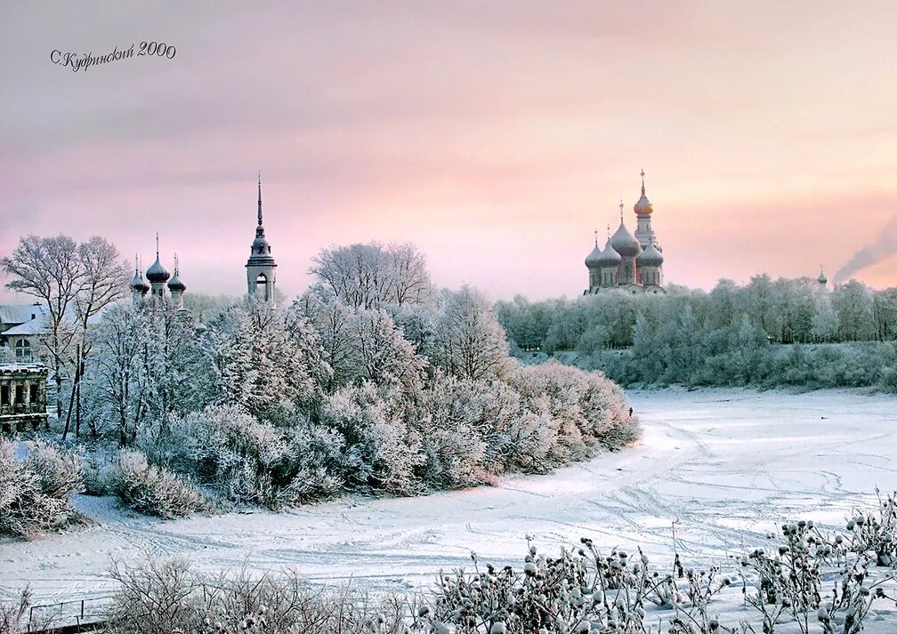 Зимняя вологда. Храм на соборной горке вологда. Река вологда зимой. Вологда столица русского севера. Соборная горка вологда зимой.