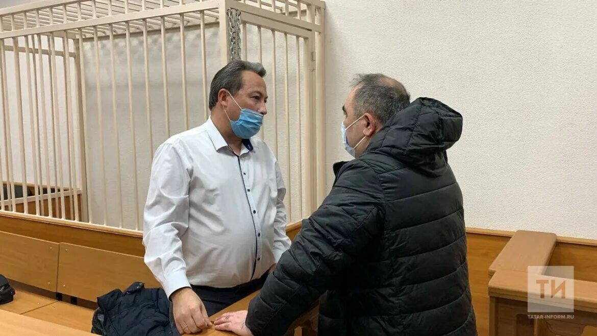 Перед судом. Волжский следователь. Уголовное дело. Волжский следователь. По дому хозяина суди.