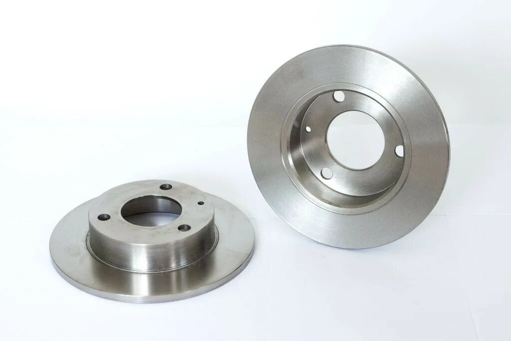 Тормозной диск ока 4 отв. Передние тормозные диски ока. Вентилируемый тормозной диск ваз ока. Передний тормозной диск ваз 1111 ока. Диск тормозной 1111 автореал ока.